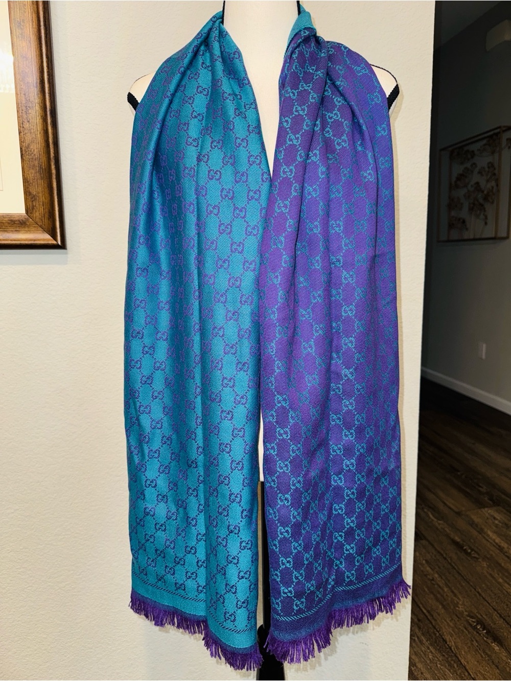 Authentic Reversible Gucci scarf